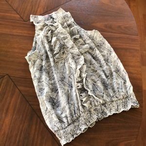 Forever 21 sleeveless blouse ruffled center  SM